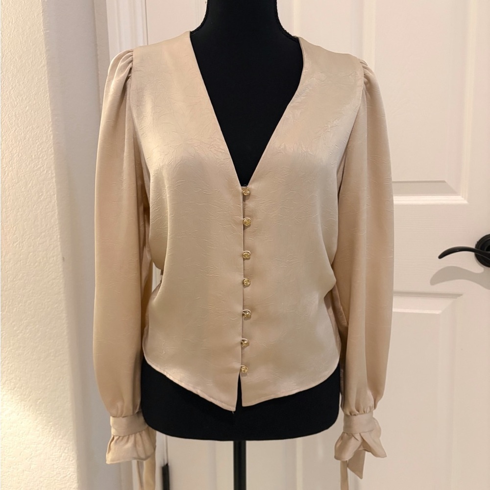 Zara Elegant Cream Button-Up Blouse